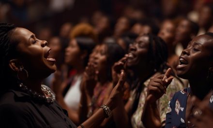 Hooks That Preach: Crafting Gospel Hooks That Stay With the Crowd