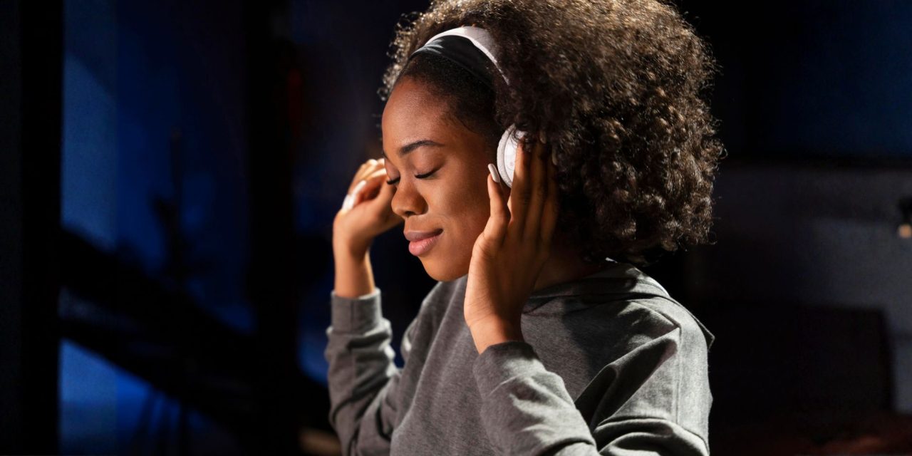 The Psychology of Melodic Hooks in Rap and CHH 